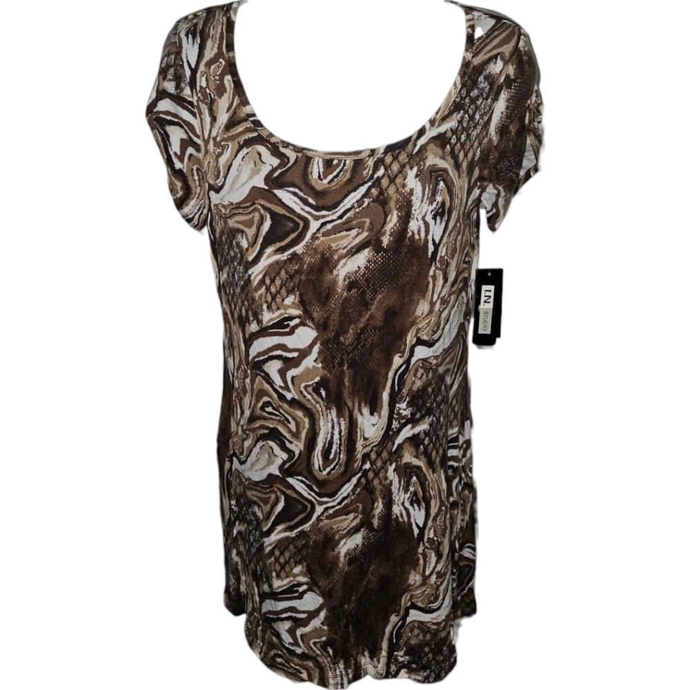 NWT I.N. Studio Heatwave Marble Printed Short Sleeve Back Cut Out Top
